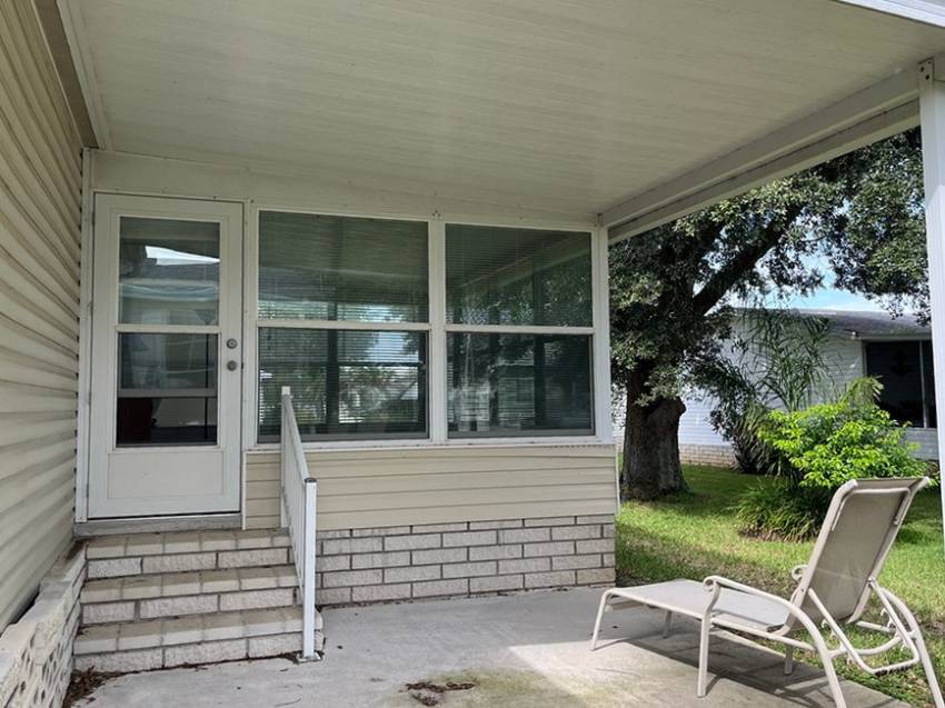 1329 Las Brisas Lane a Winter Haven, FL Mobile or Manufactured Home for Sale